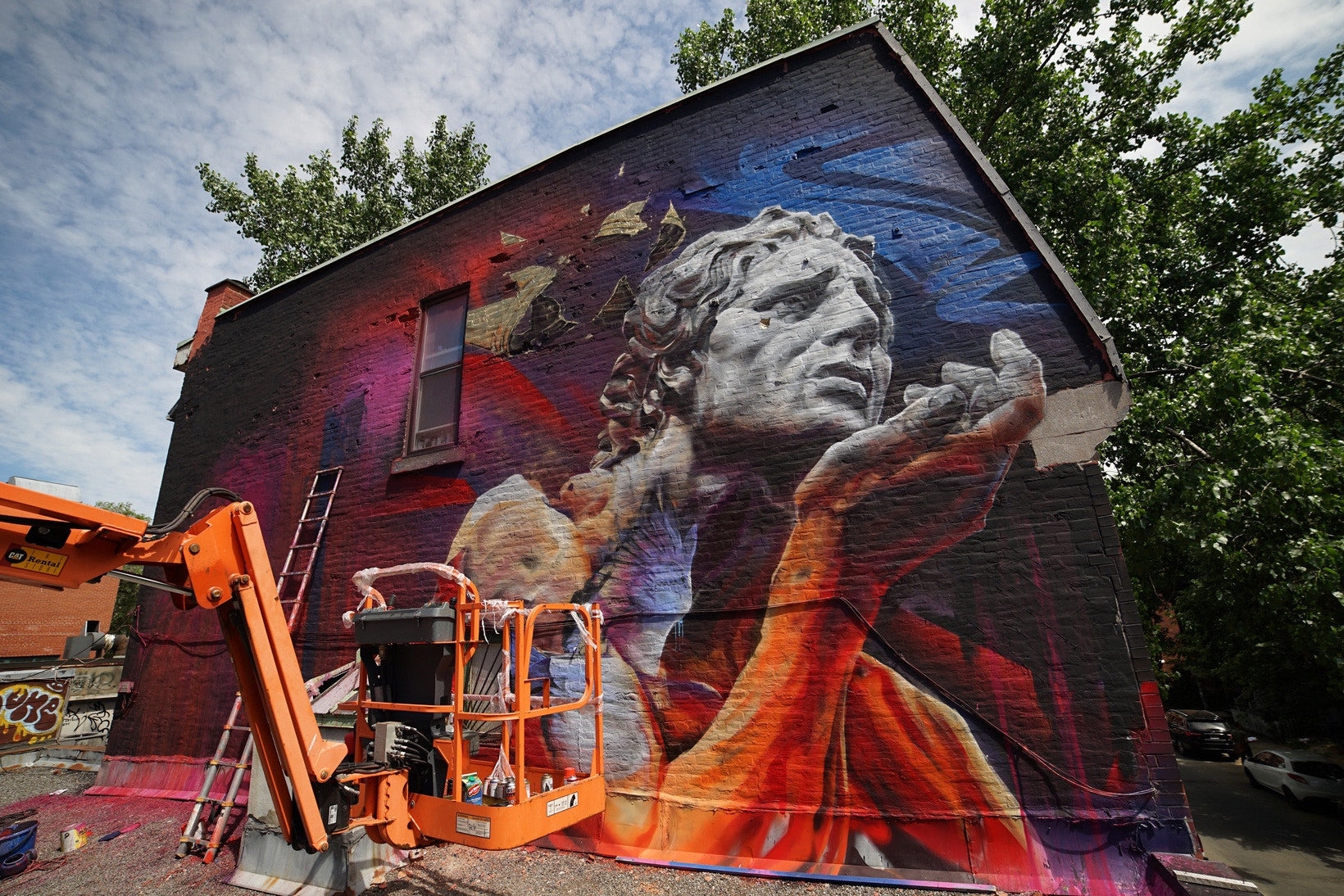 A Recap of All the Stunning Street Art at MURAL Festival 2017